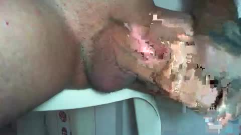 Snapshot of erniemuyhot435811 chatting on October 2025 07:23:02 PM erniemuyhot435811 online show from October 2025 07:23:02 PM