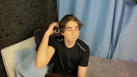 Snapshot of erospulse chatting on December 2025 11:59:01 AM Hanzo online show from December 2025 11:59:01 AM