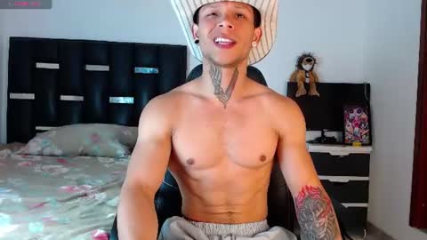 Snapshot of erosscott chatting on July 2026 05:01:02 PM Eros online show from July 2026 05:01:02 PM