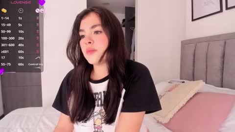 Karen online show from February 2025 03:03:01 PM