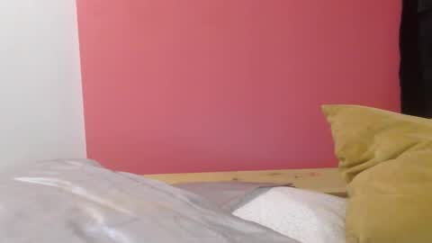 Snapshot of erotica_angel chatting on December 2025 06:21:02 AM Nikki Erotica online show from December 2025 06:21:02 AM