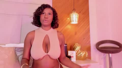 Snapshot of eroticalana_ chatting on February 2026 11:56:01 PM Alana online show from February 2026 11:56:01 PM