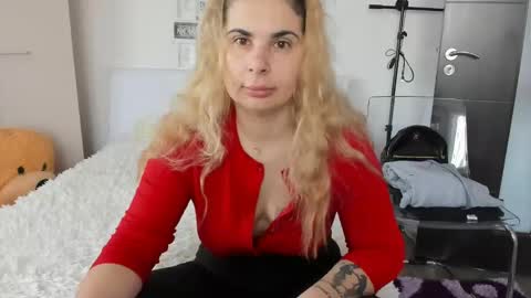 Snapshot of eroticsensualkitty4u chatting on January 2025 08:13:02 AM eroticsensualkitty4u online show from January 2025 08:13:02 AM