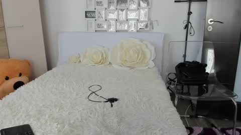 Snapshot of eroticsensualkitty4u chatting on February 2025 08:51:02 AM eroticsensualkitty4u online show from February 2025 08:51:02 AM