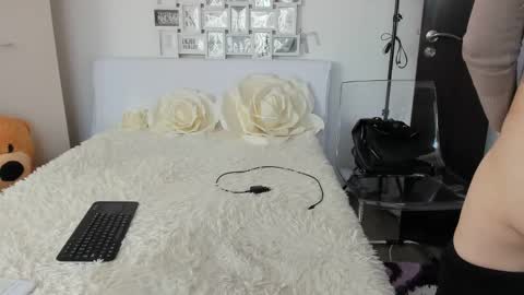 Snapshot of eroticsensualkitty4u chatting on March 2025 06:58:01 AM eroticsensualkitty4u online show from March 2025 06:58:01 AM