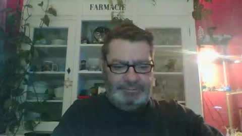 Snapshot of erwin1966 chatting on January 2025 02:11:02 AM Erwins room welcome sound on online show from January 2025 02:11:02 AM