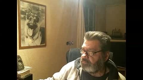 Snapshot of erwin1966 chatting on February 2025 11:04:02 PM Erwins room welcome sound on online show from February 2025 11:04:02 PM