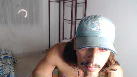 Snapshot of escanor_legendary chatting on December 2024 03:25:02 AM Scanor online show from December 2024 03:25:02 AM