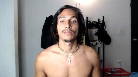 Snapshot of escanor_legendary chatting on December 2025 11:10:01 PM Scanor online show from December 2025 11:10:01 PM