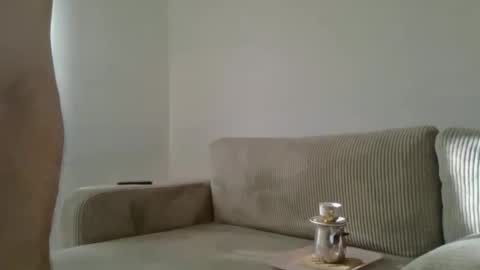 Snapshot of escapee4a chatting on November 2025 09:19:01 AM samshiro4k online show from November 2025 09:19:01 AM