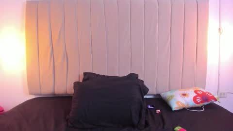 Scarlett online show from March 2026 08:08:02 PM