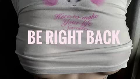 Snapshot of eshcka chatting on September 2025 05:18:02 AM Megan and Brad online show from September 2025 05:18:02 AM