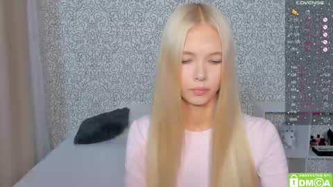 Snapshot of eshcka chatting on October 2025 04:48:02 AM Megan and Brad online show from October 2025 04:48:02 AM