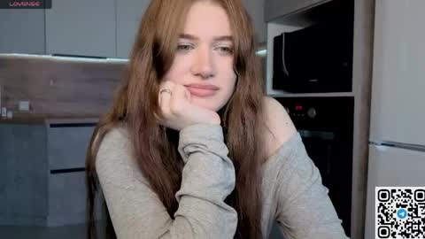 EshleGreen online show from April 2026 12:19:02 PM