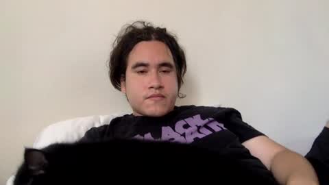 esiiiiiiiiiis online show from June 2026 07:34:01 PM