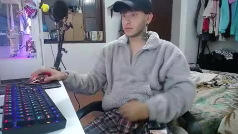 Esteban online show from January 2025 06:03:02 AM