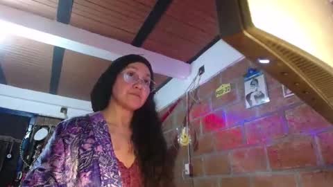 Eskela911 online show from March 2026 02:18:01 AM