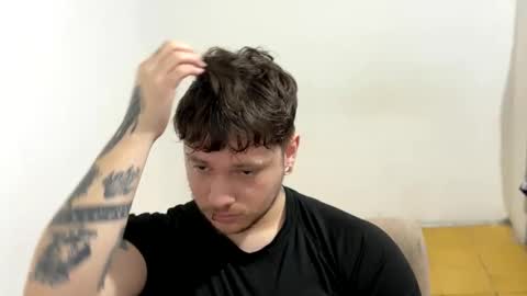 eskol212 online show from March 2026 04:17:02 PM