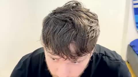 eskol212 online show from April 2026 09:04:01 PM