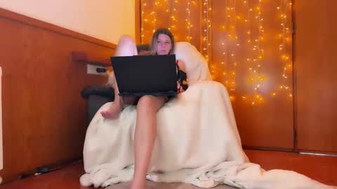 esma347866 online show from January 2026 01:15:02 PM