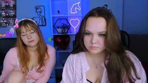 esma_shine online show from September 2025 07:50:01 PM