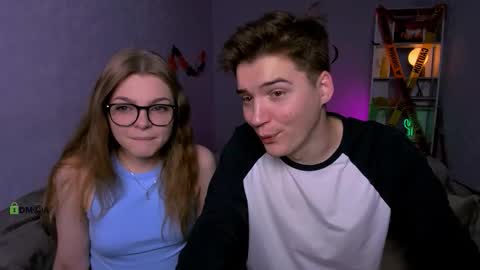 esma_shine online show from October 2025 07:10:02 PM