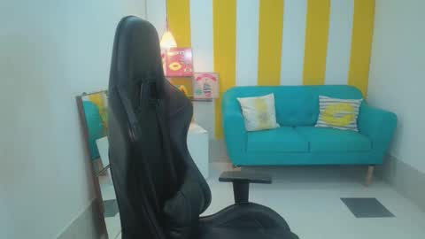 ESMERALDA  online show from January 2026 11:26:01 AM