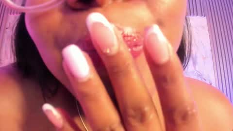 esmeralda online show from February 2025 12:14:02 PM