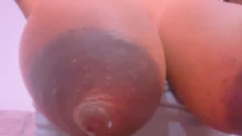 Snapshot of esmeralda_parck chatting on October 2025 09:01:01 PM Esmeralda parck online show from October 2025 09:01:01 PM