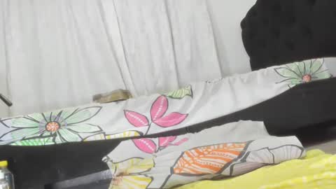 esmeralda online show from February 2025 12:37:01 AM