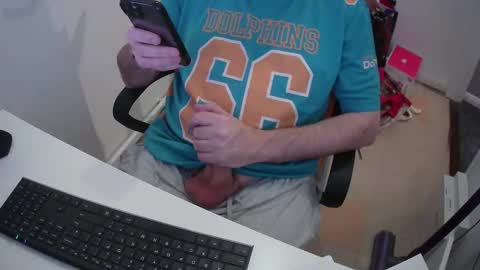 Snapshot of essex_wild chatting on January 2025 09:22:01 PM Morph online show from January 2025 09:22:01 PM