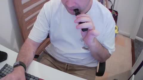 Snapshot of essex_wild chatting on September 2025 06:42:02 PM Morph online show from September 2025 06:42:02 PM