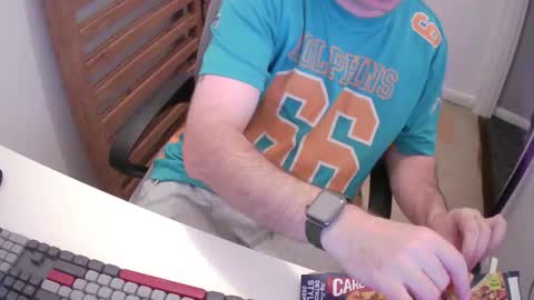 Snapshot of essex_wild chatting on October 2025 08:07:01 PM Morph online show from October 2025 08:07:01 PM