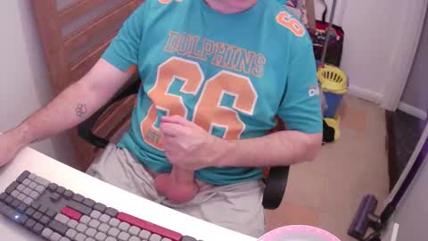 Snapshot of essex_wild chatting on October 2025 07:14:01 PM Morph online show from October 2025 07:14:01 PM