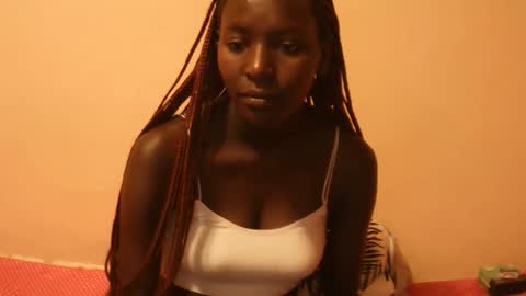 Snapshot of essie_n chatting on December 2025 07:53:02 PM Eddah online show from December 2025 07:53:02 PM