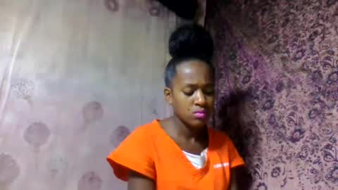 estancelee online show from July 2026 10:06:02 AM