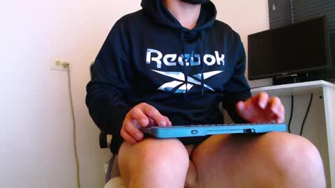 esteban online show from April 2026 04:10:02 PM