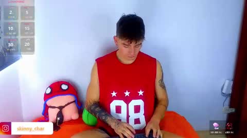 Snapshot of estebanchar_ chatting on December 2024 01:50:02 PM Esteban independent model online show from December 2024 01:50:02 PM