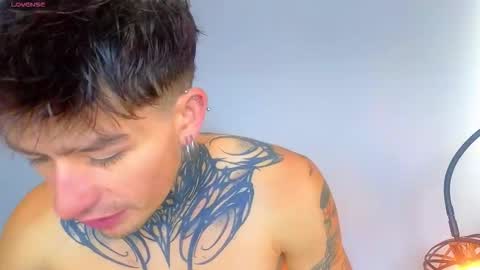 Snapshot of estebanchar_ chatting on November 2025 12:37:02 PM Esteban independent model online show from November 2025 12:37:02 PM