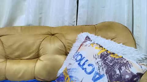 Esteban online show from September 2025 06:51:02 AM