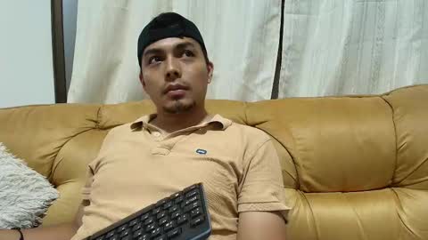 Esteban online show from September 2025 11:21:01 PM