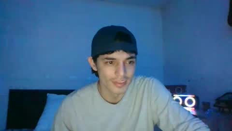 Snapshot of estebankit0 chatting on December 2024 07:43:01 PM estebankit0 online show from December 2024 07:43:01 PM