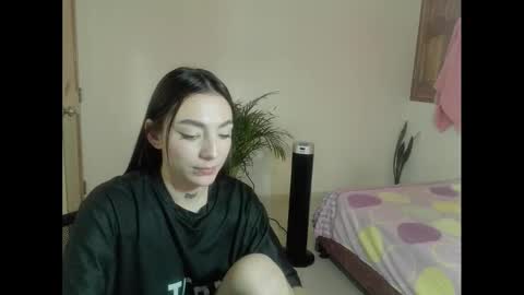 Snapshot of estefa1 chatting on September 2025 08:25:01 PM estefa1 online show from September 2025 08:25:01 PM