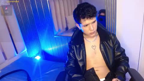 estefan_tay online show from February 2026 03:51:02 AM