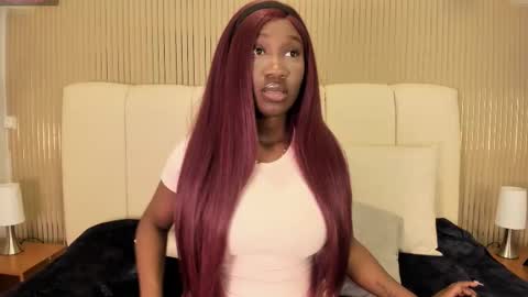 estefany online show from February 2026 03:58:02 AM