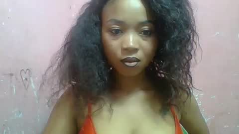 estelah20 online show from December 2025 05:15:02 AM