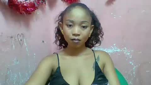 Snapshot of estelah20 chatting on December 2025 05:08:02 PM estelah20 online show from December 2025 05:08:02 PM