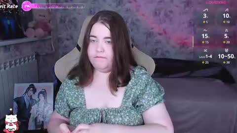 estelle_hicks online show from June 2026 07:12:02 PM