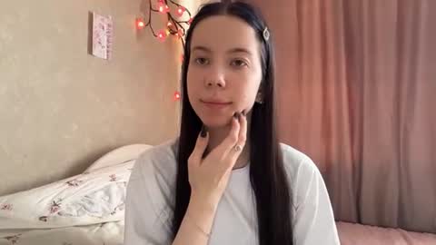 Snapshot of estellezdebski chatting on July 2026 12:14:02 PM estellezdebski online show from July 2026 12:14:02 PM