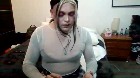 Snapshot of estephanieaguilar chatting on October 2025 08:20:02 AM Estephanie Aguilar online show from October 2025 08:20:02 AM